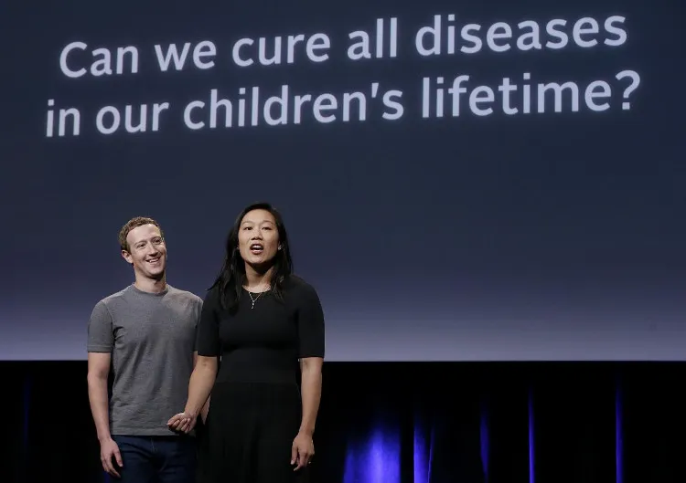 Vợ chồng Mark Zuckerberg trong buổi nói chuyện mới nhất.