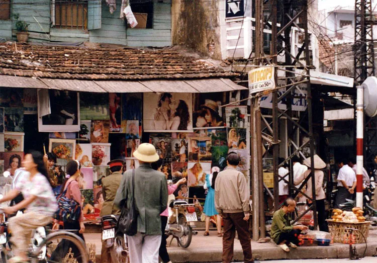 Một góc phố nhộn nhịp.