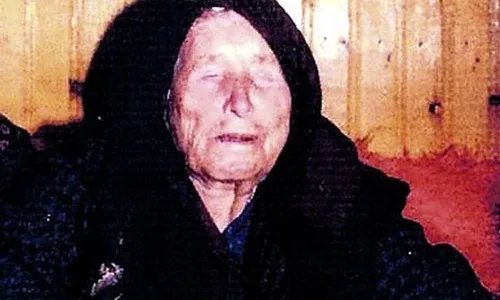 Năm 1994, bà Vanga được tặng danh hiệu công dân danh dự của Kalmykia.