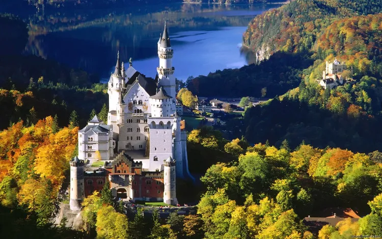 Vùng Bavaria, Đức nổi tiếng là nơi có mùa thu tuyệt đẹp trong mắt du khách.
