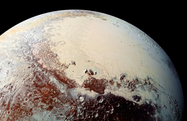 Vùng băng Sputnik Planitia trải dài 1.000km.
