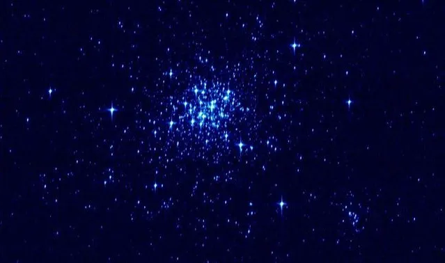 Ảnh cận cảnh cụm sao trẻ NGC1818 nằm trong đám mây Magellanic kế cận thiên hà Milky Way.