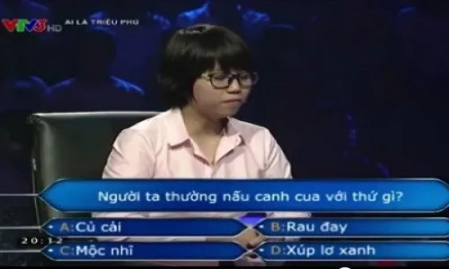 Nữ kỹ sư phải dùng quyền trợ giúp khi trả lời câu hỏi về loại rau hay nấu cùng canh cua
