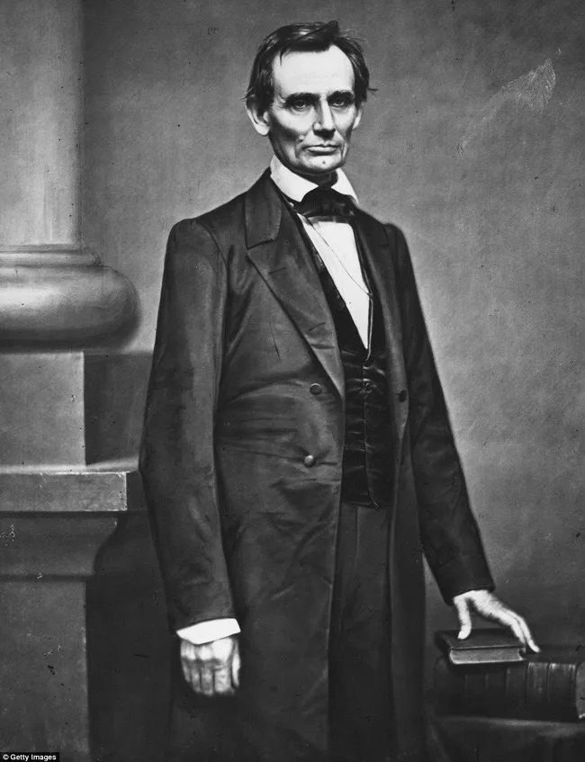 Chân dung Tổng thống Abraham Lincoln, nhà lãnh đạo của "sự tự do".