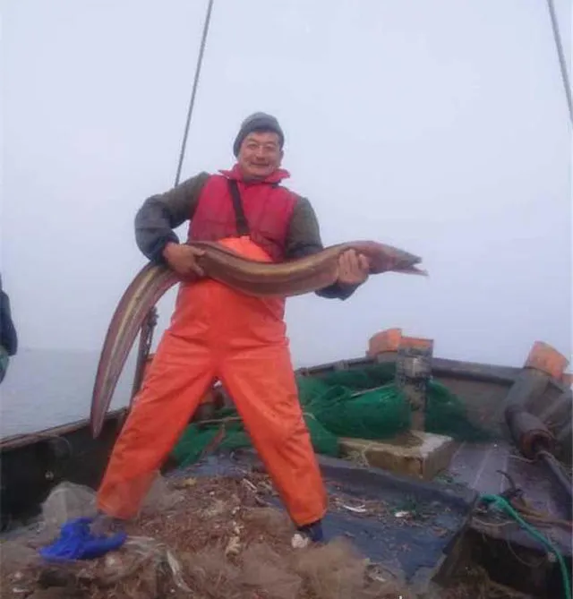 Con lươn này nặng khoảng 13kg