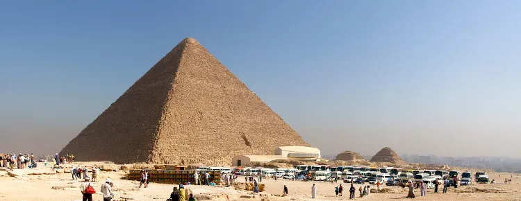 Kim tự tháp Giza.