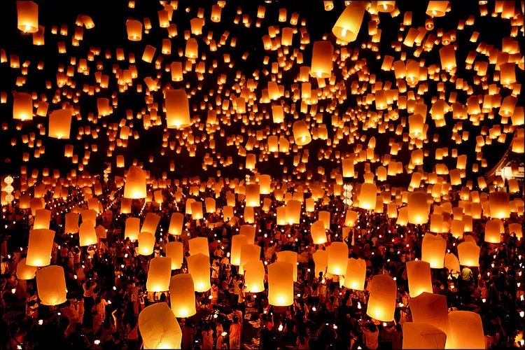 Lễ hội thả đèn trời