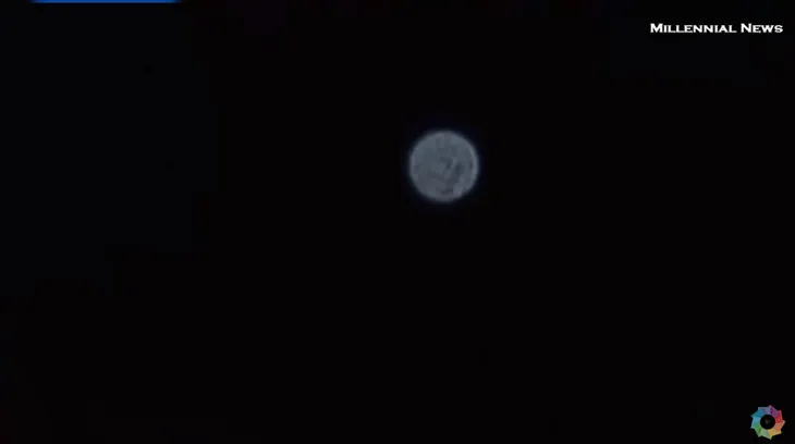 Hình ảnh UFO bay lơ lửng xuất hiện phía trên thành phố Ryazan.