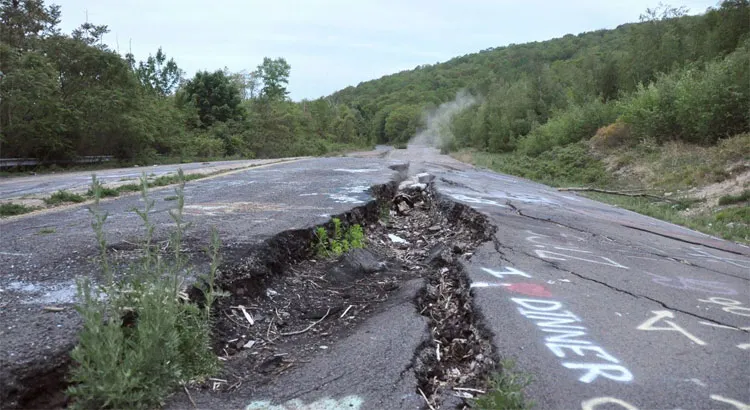 Khung cảnh đổ nát ở Centralia.