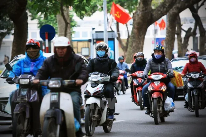 Ngày mai, Hà Nội có mưa, trời tiếp tục rét với nhiệt độ thấp nhất 14-16 độ C.