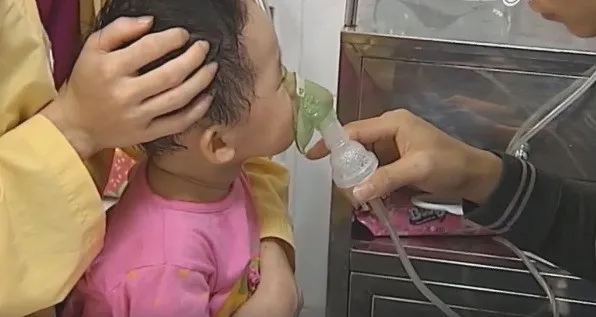 Trẻ mắc ho hà tại Bệnh viện Nhi Trung ương.