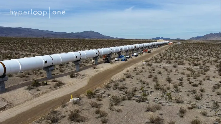 Dự kiến được mở cửa vào năm 2020, Hyperloop sẽ kết nối hai thành phố lớn nhất của bang California.