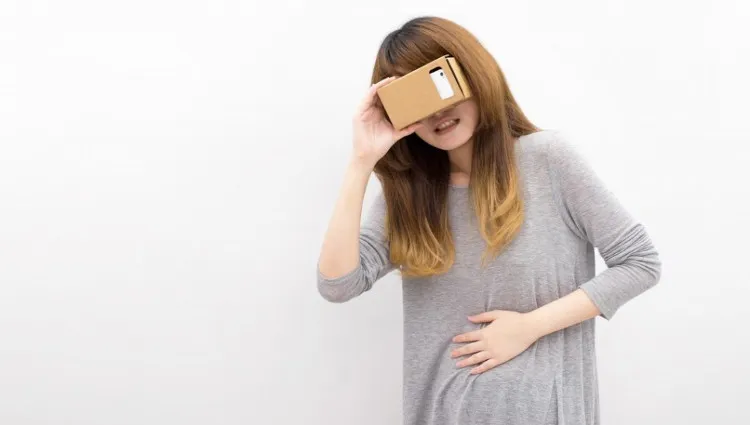 Nhiều người chơi bị hoa mắt và chóng mặt sau khi chơi các trò thực tại ảo.