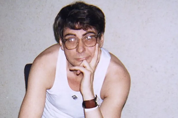 Tên sát nhân Dennis Nilsen.