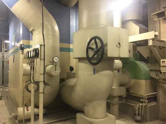 Đối với khách hàng, sử dụng dịch vụ sưởi ấm và làm mát của DHC đồng nghĩa với việc họ không phải lắp đặt hệ thống riêng cồng kềnh và tốn kém
