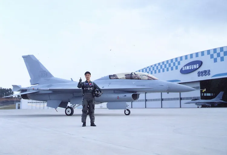 KF-16 được sản xuất theo giấy phép F-16 của Mỹ.