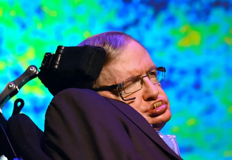 Nhà khoa học lừng danh Stephen Hawking.